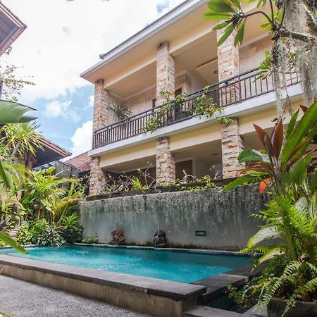 Oyo 401 The Frog Homestay Sanur Esterno foto