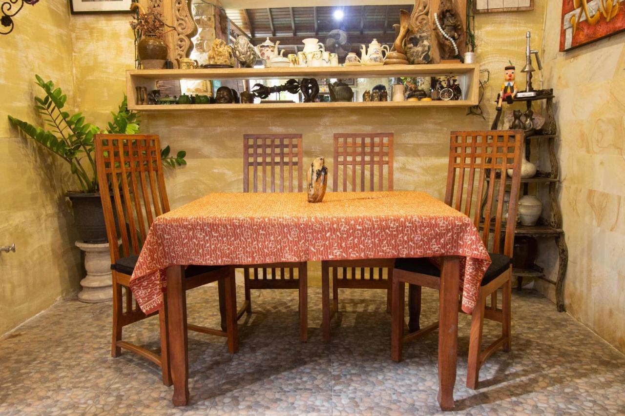 Oyo 401 The Frog Homestay Sanur Esterno foto